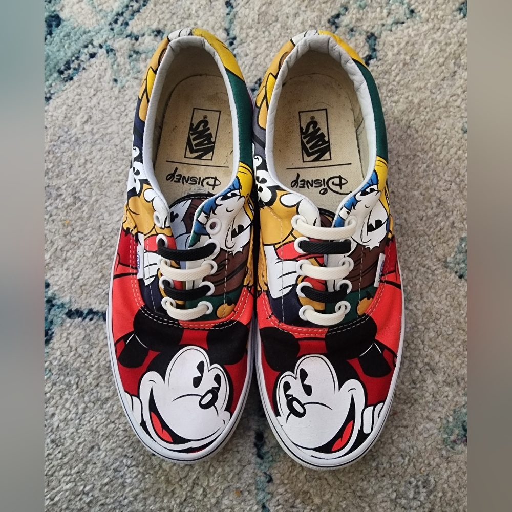 Vans Mickey and Friends Authentic Disney Shoes 8.5 M/ 10 W Great Condition